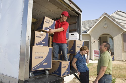 Cost analysis charts for removal truck hire services
